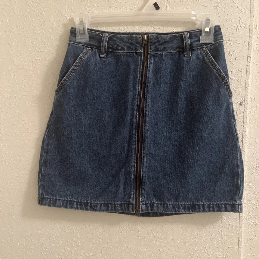 Hollister California Juniors/Women's Denim Skirt Size 1 Ultra High Rise